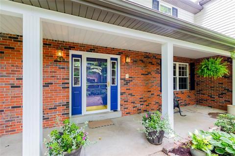 1347 Summit Dr, Fenton, MO 63026 photo 3