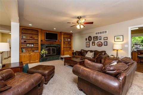 1347 Summit Dr, Fenton, MO 63026 photo 13