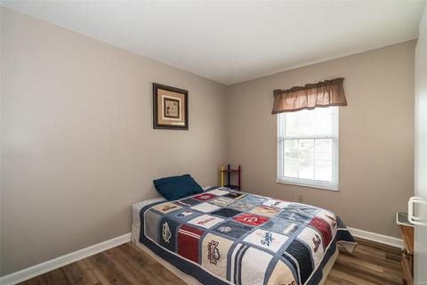 811 Eaglebrooke Dr, Ballwin, MO 63021 photo 22