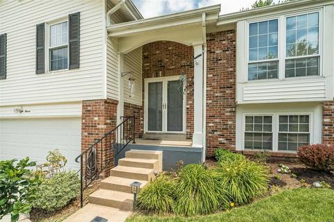 811 Eaglebrooke Dr, Ballwin, MO 63021 photo 1