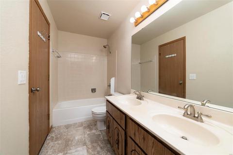 6505 Long Timber Dr, O'fallon, MO 63368 photo 9
