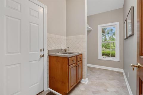 665 Clifden Dr, Weldon Spring, MO 63304 photo 33