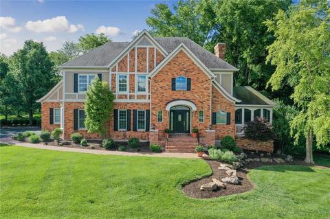 665 Clifden Dr, Weldon Spring, MO 63304 photo 1
