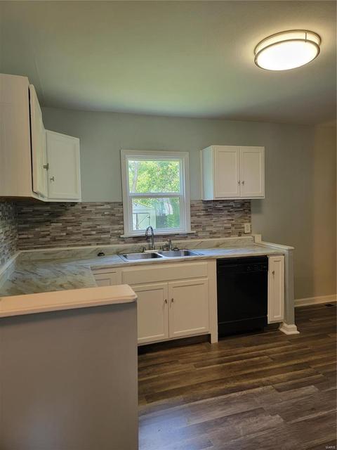 3665 Edgar Ave, Saint Louis, MO 63121 photo 2