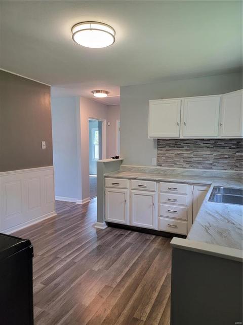 3665 Edgar Ave, Saint Louis, MO 63121 photo 4