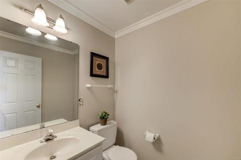 1272 Arbor Bluff Cir, Ballwin, MO 63021 photo 10