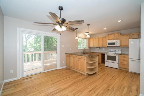 373 Messina Dr, Ballwin, MO 63021 photo 9