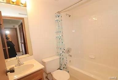 757 Ridgeside Dr #G, Ballwin, MO 63021 photo 13