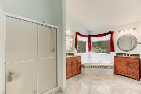 950 Kiefer Trails Dr, Ballwin, MO 63021 photo 13