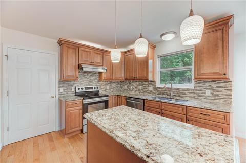 950 Kiefer Trails Dr, Ballwin, MO 63021 photo 6