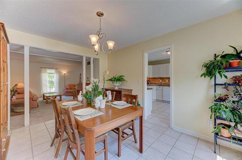 144 Carmel Woods Dr, Ellisville, MO 63021 photo 6
