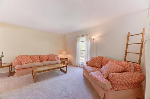 144 Carmel Woods Dr, Ellisville, MO 63021 photo 4