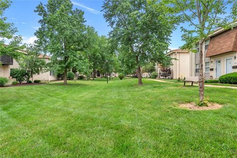 157 Shadalane Walk, Ballwin, MO 63011 photo 3