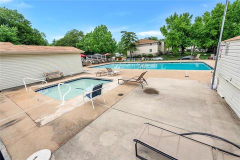157 Shadalane Walk, Ballwin, MO 63011 photo 31