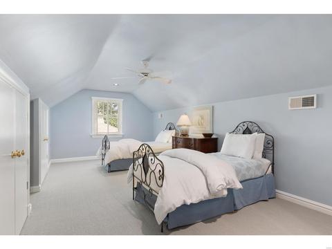 1 Wickersham Ln, Ladue, MO 63124 photo 21