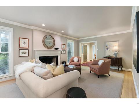 1 Wickersham Ln, Ladue, MO 63124 photo 7