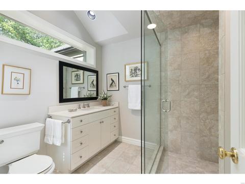 1 Wickersham Ln, Ladue, MO 63124 photo 20