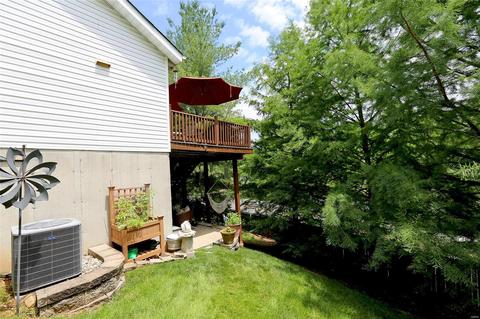 1766 Spring View Ct, Ballwin, MO 63021 photo 37