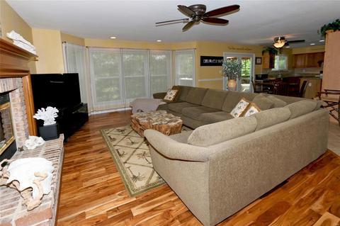 1766 Spring View Ct, Ballwin, MO 63021 photo 15