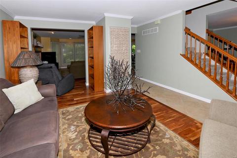 1766 Spring View Ct, Ballwin, MO 63021 photo 5