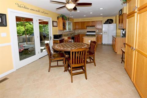 1766 Spring View Ct, Ballwin, MO 63021 photo 7