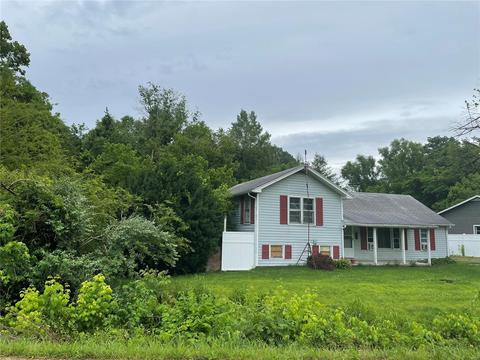 403 E Parker Ave, Chaffee, MO 63740 photo 1