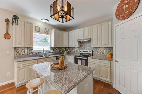1366 Arbor Bluff Cir, Ballwin, MO 63021 photo 16