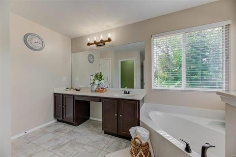 1366 Arbor Bluff Cir, Ballwin, MO 63021 photo 20