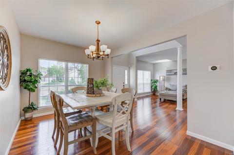 1366 Arbor Bluff Cir, Ballwin, MO 63021 photo 4