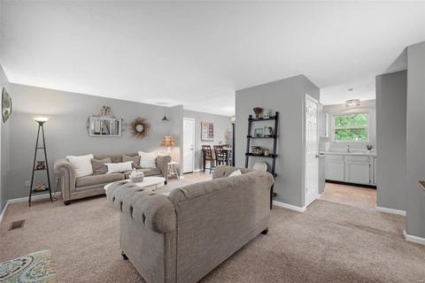 10 Park Cir, O'fallon, MO 63366 photo 4