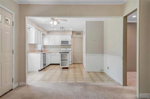 620 Burwick Ter, Manchester, MO 63021 photo 13