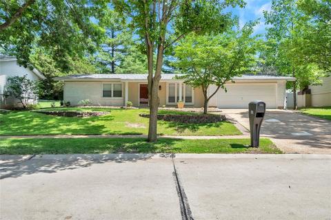 620 Burwick Ter, Manchester, MO 63021 photo 1