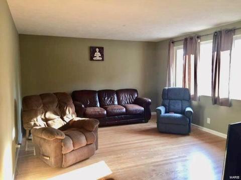 612 School St, O'fallon, MO 63366 photo 5