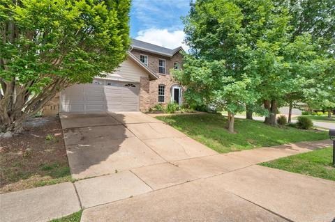 934 Windgate Ct, Fenton, MO 63026 photo 2