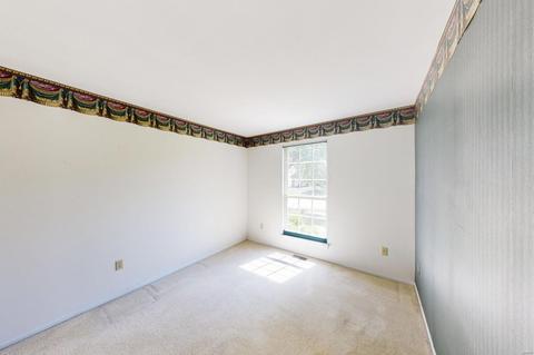516 Wetherby Terrace Dr, Ballwin, MO 63021 photo 16