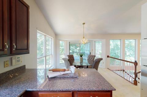 516 Wetherby Terrace Dr, Ballwin, MO 63021 photo 8