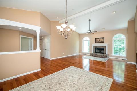5753 Westchester Meadow Dr, Weldon Spring, MO 63304 photo 4