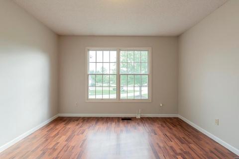 2114 Ingalls Cir, O'fallon, MO 63368 photo 9
