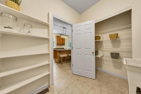 16057 Pierside Ln, Ellisville, MO 63021 photo 14