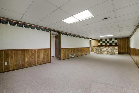 2952 Point Dr, Saint Louis, MO 63129 photo 17