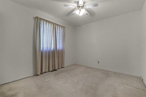 2952 Point Dr, Saint Louis, MO 63129 photo 16