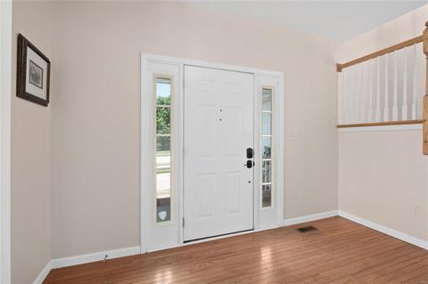 754 Castle Pines Dr, Ballwin, MO 63021 photo 2