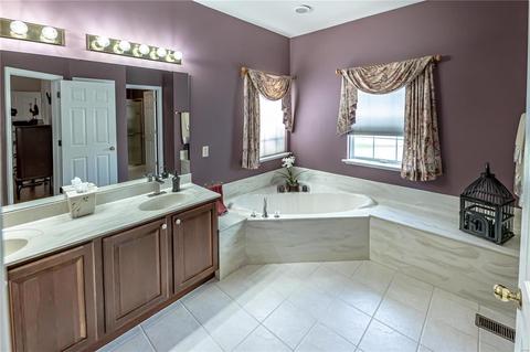 1313 Renaissance Pl, Weldon Spring, MO 63304 photo 11