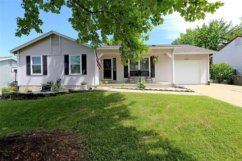 1317 Trading Post Ln, O'fallon, MO 63366 photo 1