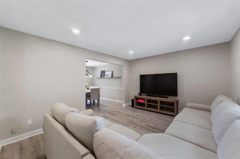5 Rainfield Ct, Ballwin, MO 63021 photo 6