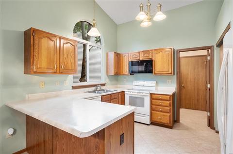 3 Greystoke Ct, Ballwin, MO 63021 photo 9
