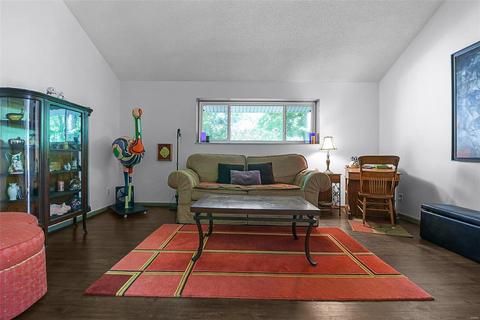 121 Shaw Dr, Eureka, MO 63025 photo 5