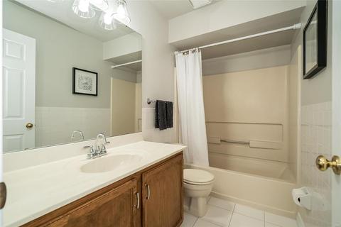 2536 Hidden Meadow Ln, Ballwin, MO 63021 photo 16