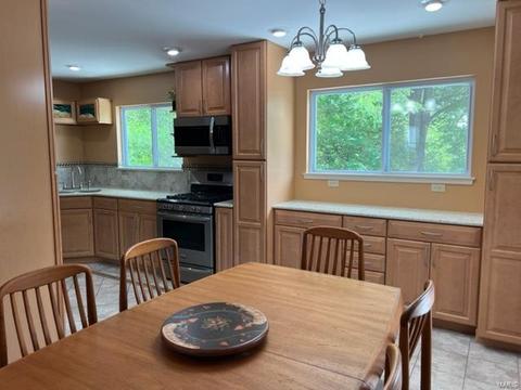 262 Braeshire Dr, Ballwin, MO 63021 photo 11