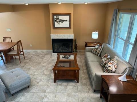 262 Braeshire Dr, Ballwin, MO 63021 photo 8